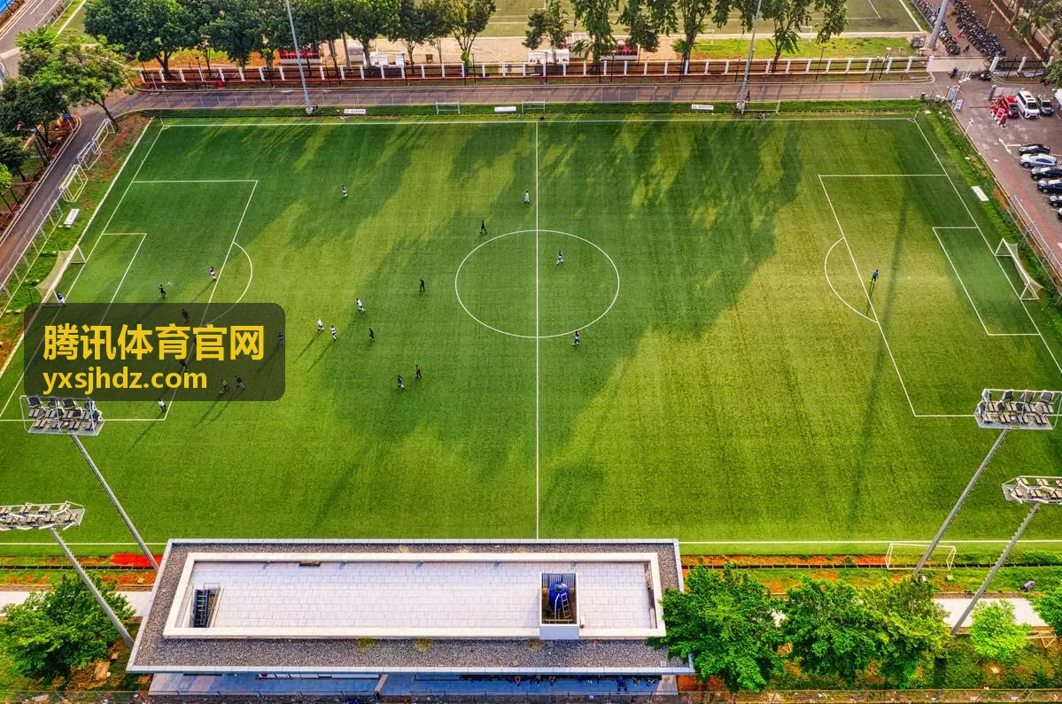 欧冠联赛封面